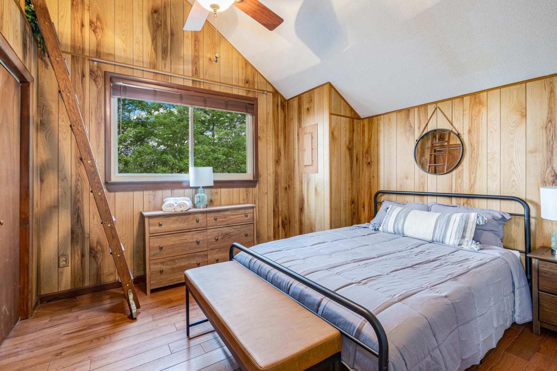 Amazing Views, Hot Tub, Fire Pit, Deck & Fireplace Inwood Exterior photo